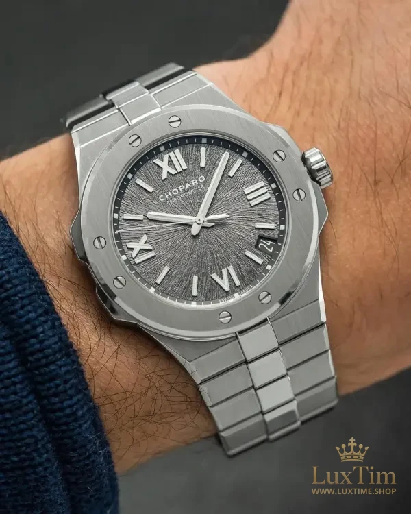 Chopard Alpine Eagle Montre Cadran Gris anthracite – vue 2