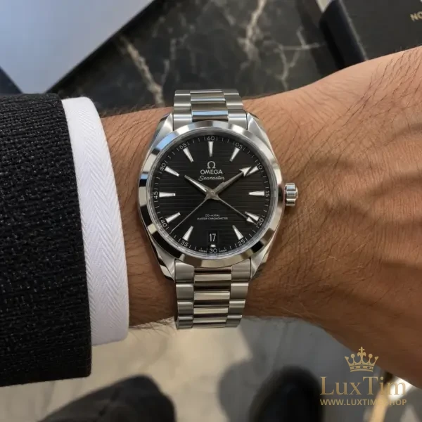Omega Seamaster Aqua Terra Montre Automatique 41 mm 220.10.41 Cadran Noir – vue 2