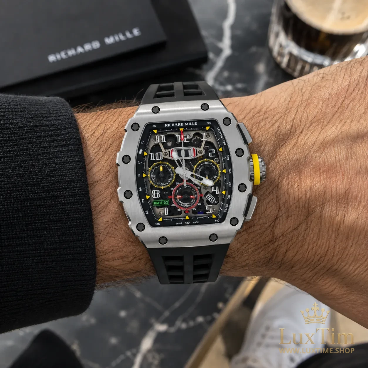 Richard Mille RM 011 Montre Automatique 44 × 49 mm RM11-03 Bracelet Caoutchouc Noir