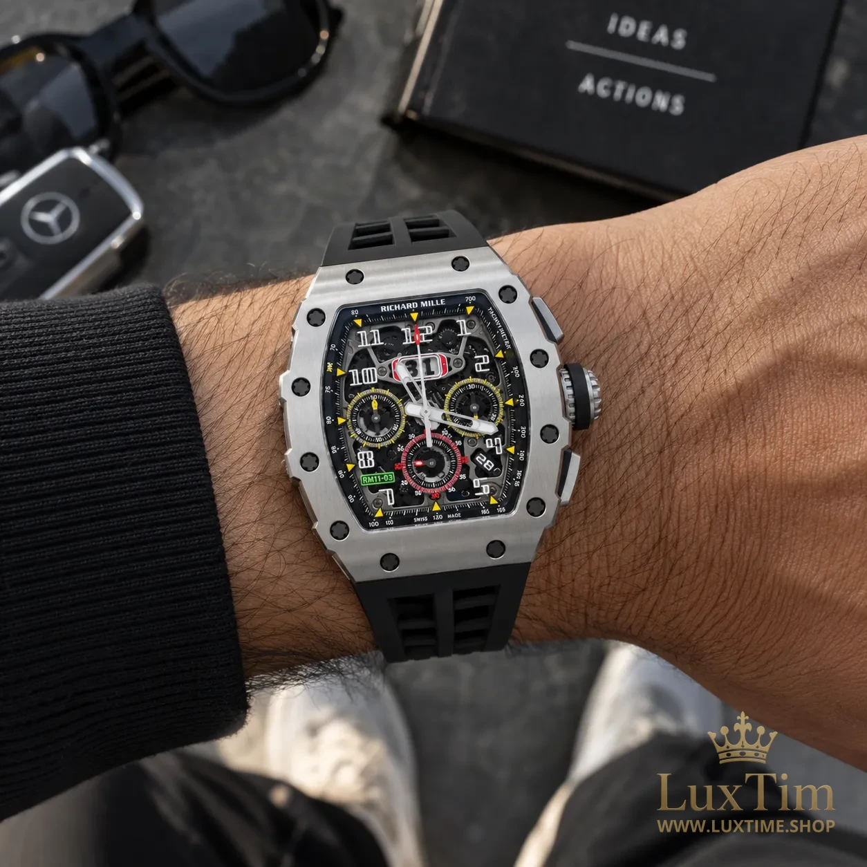 Richard Mille RM 011 Montre Automatique 44 × 49 mm RM11-03 Bracelet Caoutchouc Noir