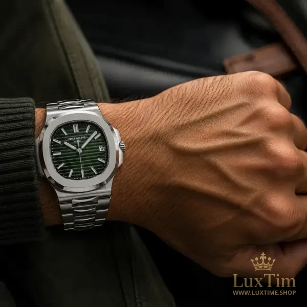 Patek Philippe Nautilus Montre Automatique 5711 Cadran Vert – vue 2
