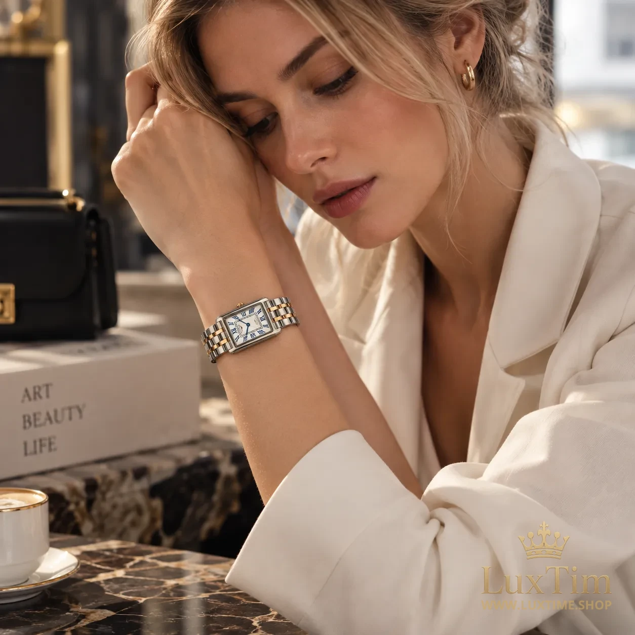Longines DolceVita Montre Quartz 17.4 × 27 mm L5.258.5 Cadran Argenté
