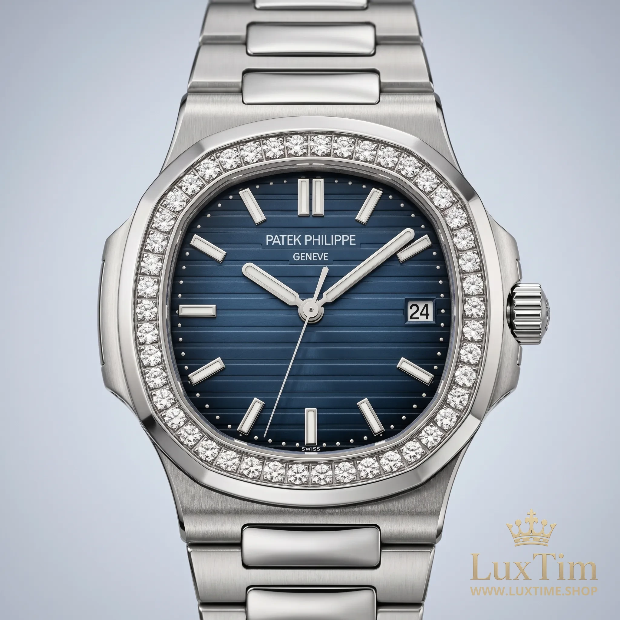 Patek Philippe Nautilus Montre Automatique 5713/1G Cadran Bleu