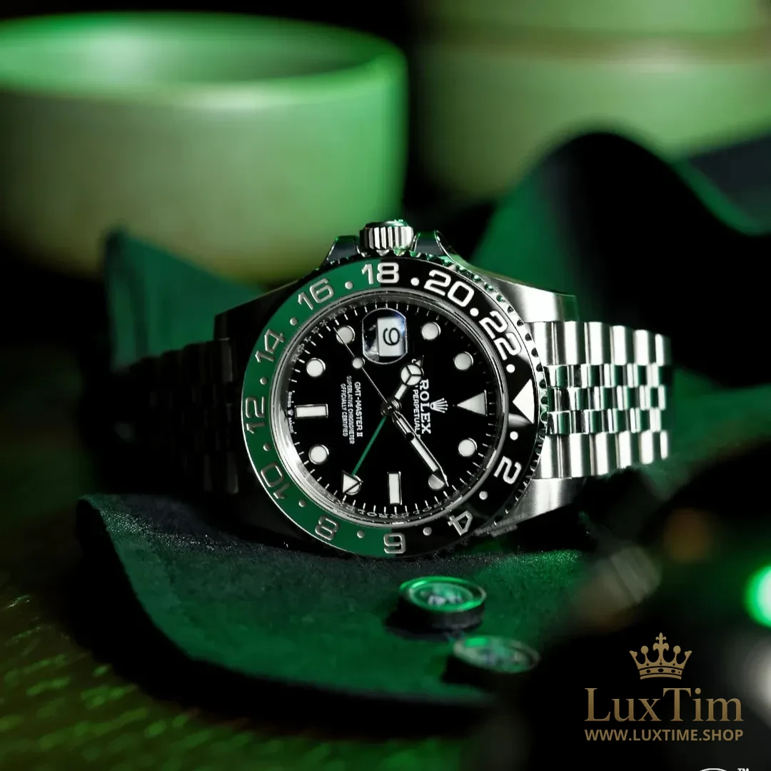 Rolex GMT-Master II Montre Automatique 40 mm 126720VTNR Cadran Noir