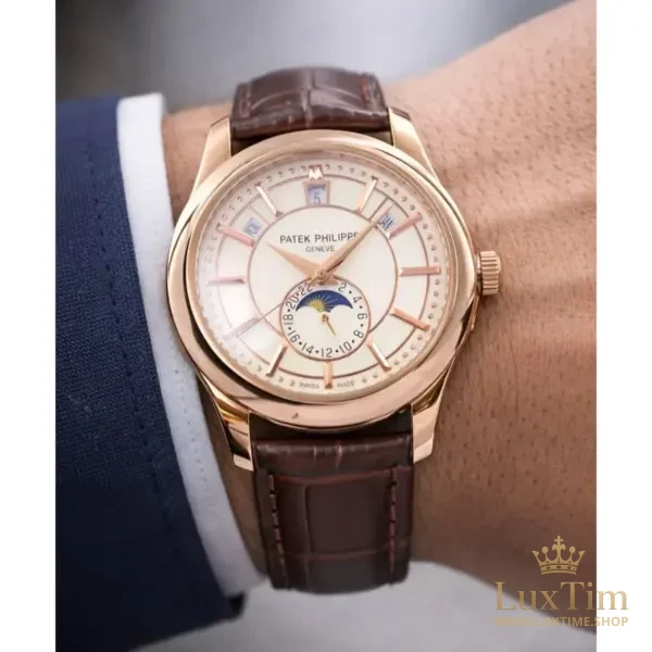 Patek Philippe Complications Calendrier Annuel – Montre 40 mm – Réf. : 5205R-001