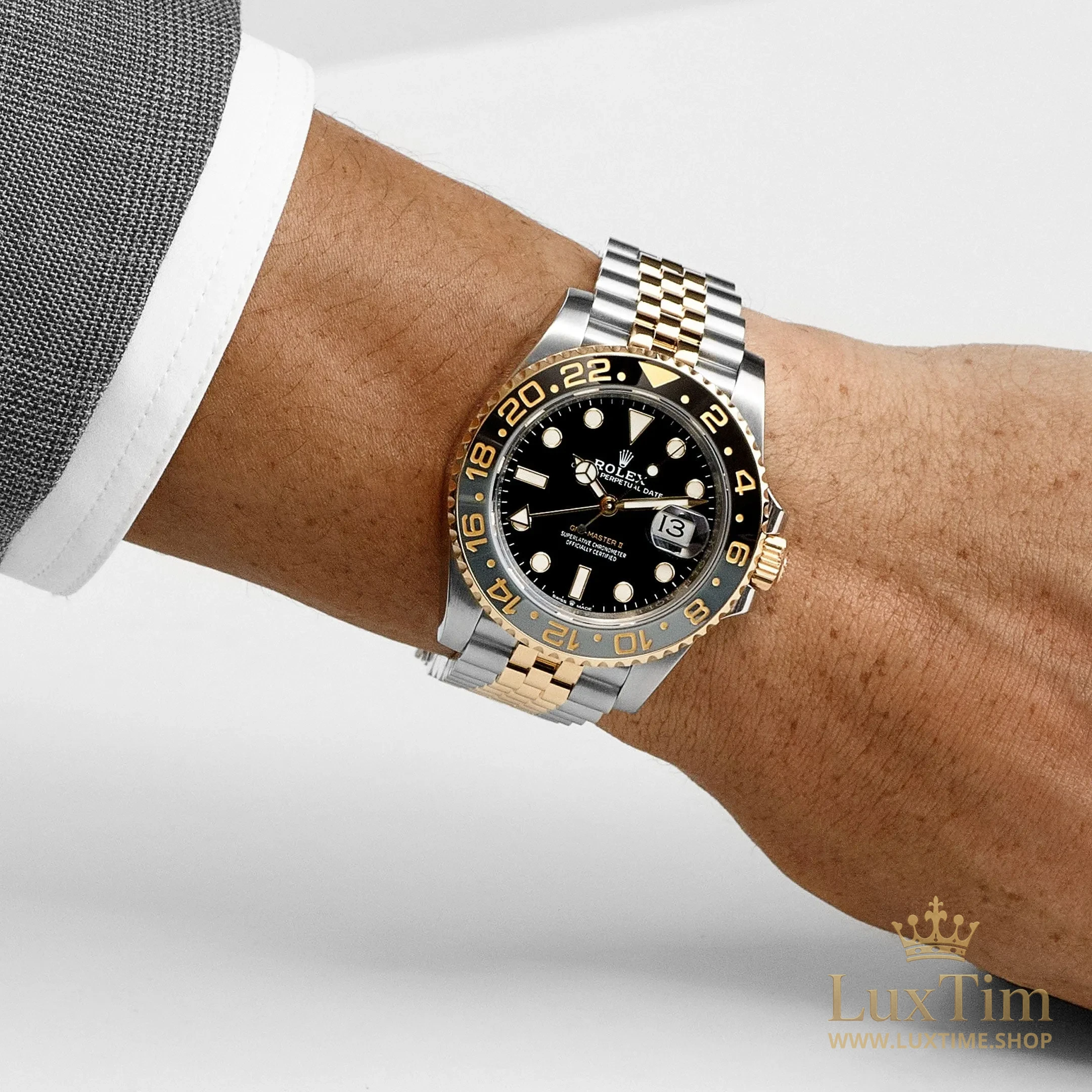 Rolex GMT-Master II Montre Automatique 40 mm 126713GRNR Cadran Noir