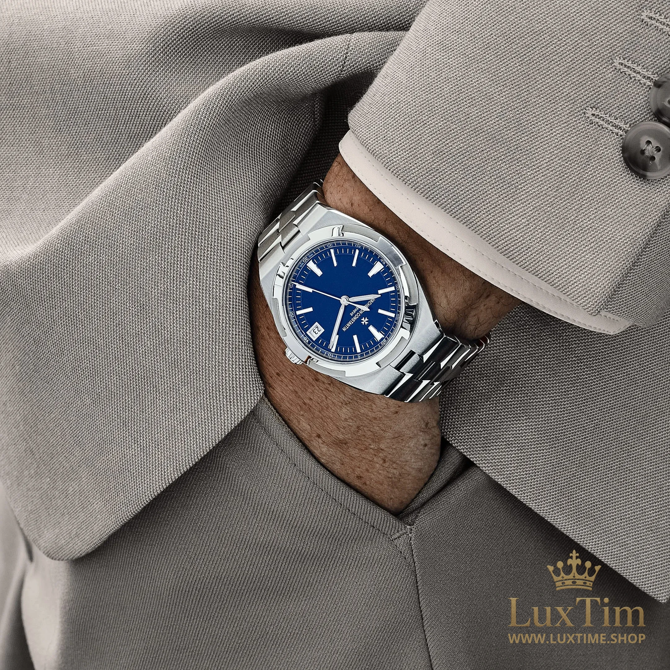 Vacheron Constantin Overseas Montre Automatique 41 mm 4500V Cadran Bleu